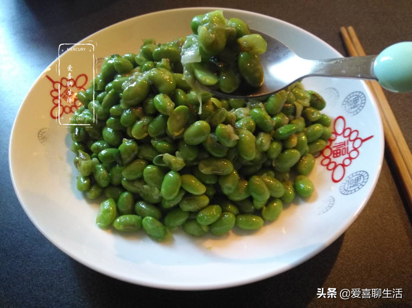 冻过的毛豆很软怎么炒好吃,这个季节毛豆怎么做好吃