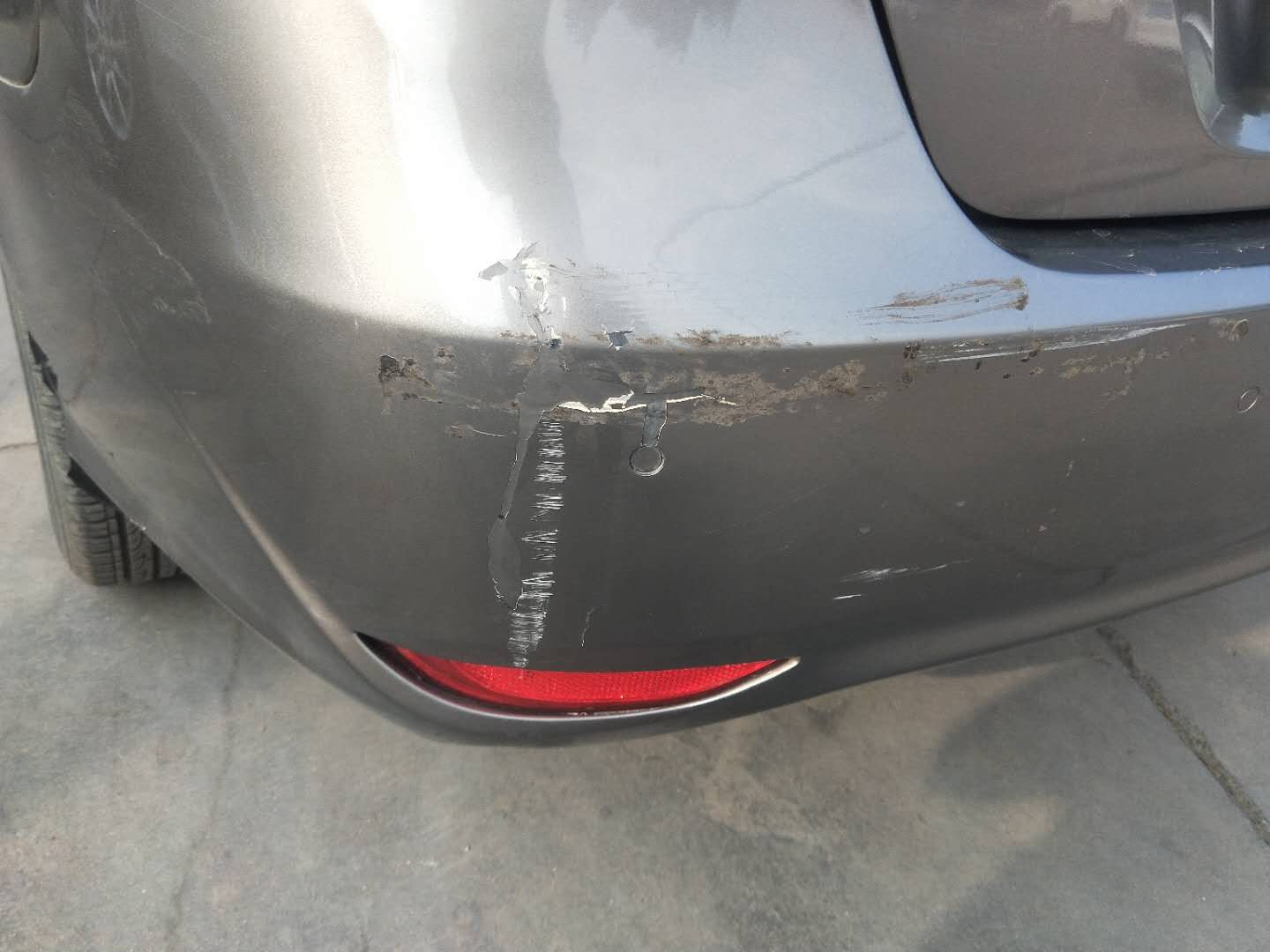 8年的二手车9万公里正常吗,现代悦动二手车10万公里