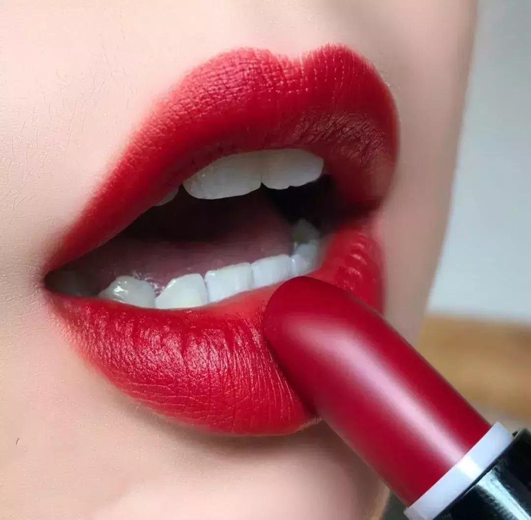 OMG！李佳琦推荐的口红前4支都不用100块