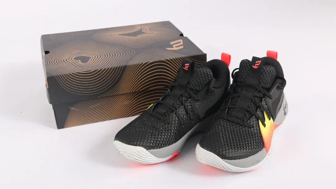 恩比德上脚球鞋2024,球鞋开箱哈登2