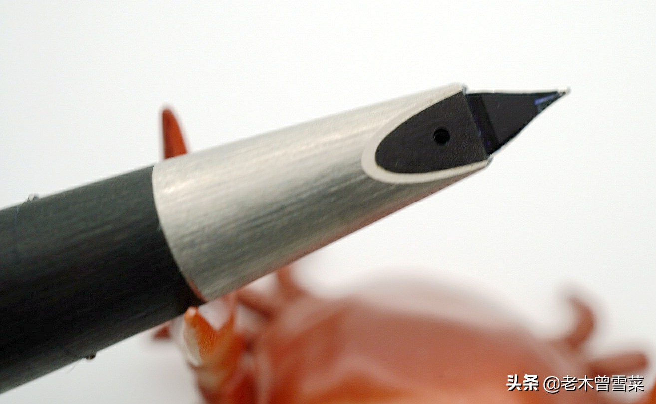 凌美2000钢笔漏墨,网上凌美2000钢笔是正品吗