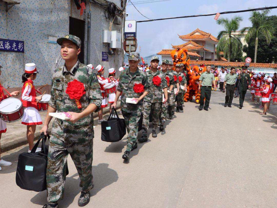 入伍新兵在部队会遭受什么对待,新兵可以不参加训练直接参军吗