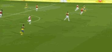 还是熟悉的枪手!小妖闪光难掩汩汩暗流顽疾不改你永是英超梗王