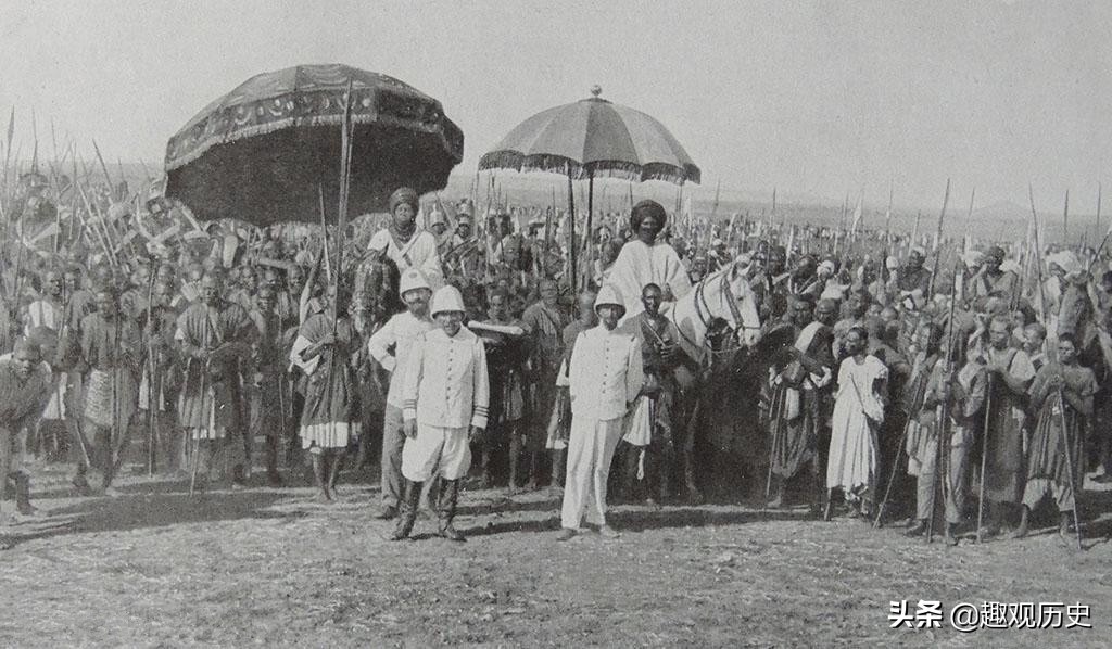 此地面积超过多数岛国，宗主国让其公投独立，民众却投票坚决反对