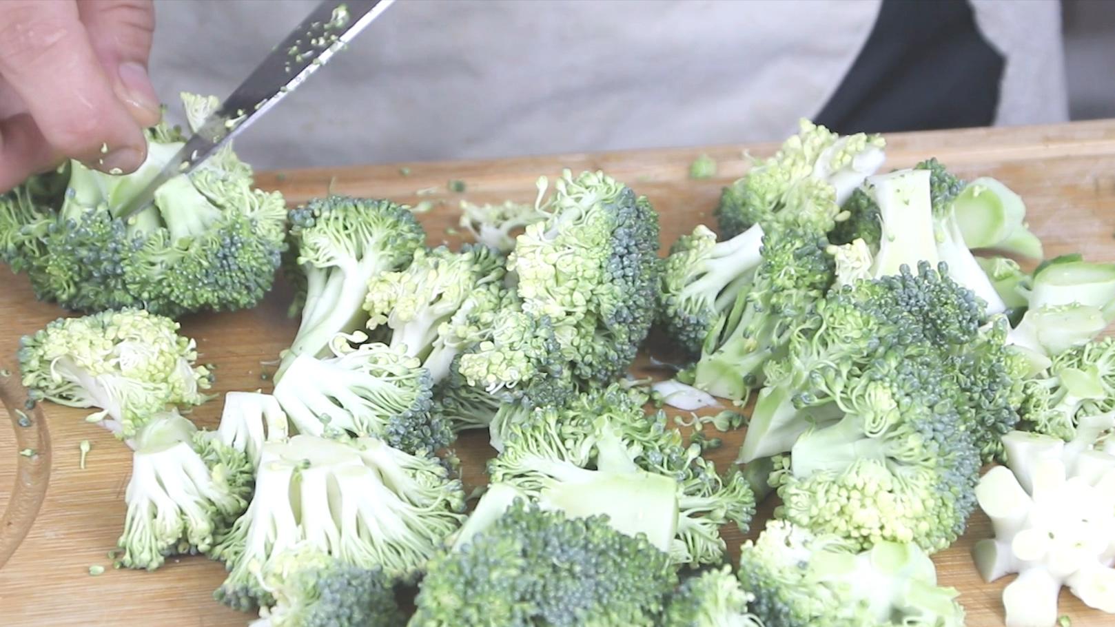 煲仔饭制作指南及技巧全解析,煲仔饭怎么做正宗