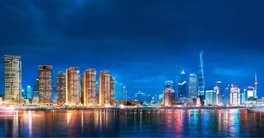 别再见女的就喊美女,见房子就称豪宅,盘一盘上海真正豪宅产品系