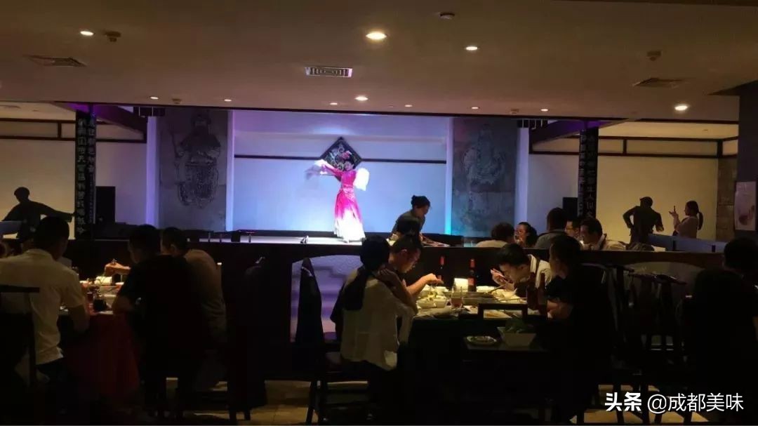 皇城老妈火锅自助,皇城老妈火锅特色