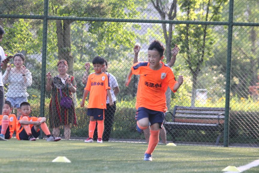 南充奥航校园足球联赛,四川南充奥航足球俱乐部直播