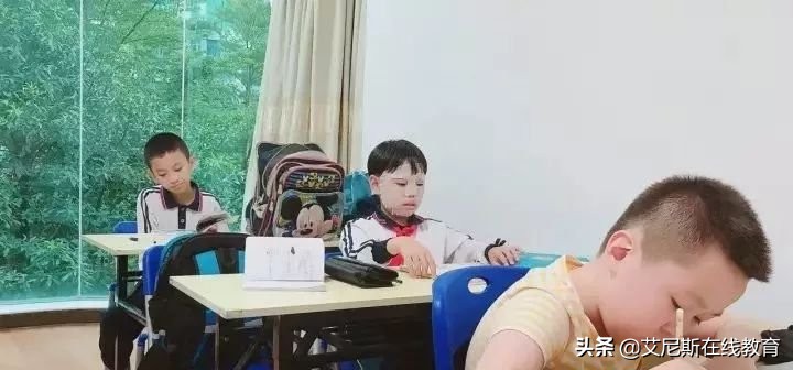 学生都用什么化妆品,普通学生用哪些化妆品