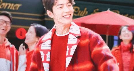 回眸一笑百媚生人生难得几回眸,回眸一笑百媚生古装美女回眸瞬间