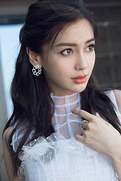 黄渤抽什么烟多少钱,明星都抽啥牌子的烟