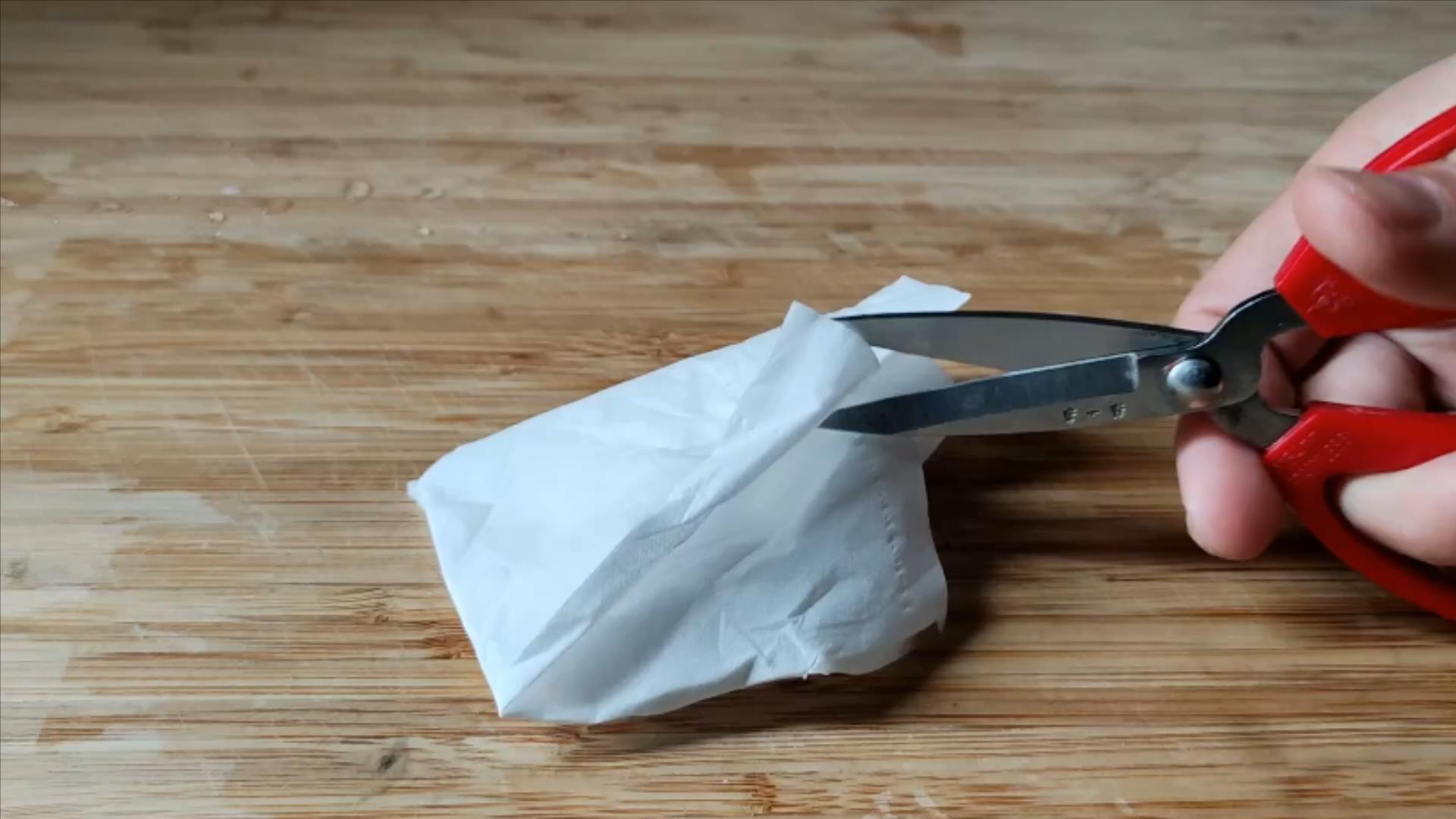 剪刀怎么剪不会钝,不管剪刀有多钝学会这一招