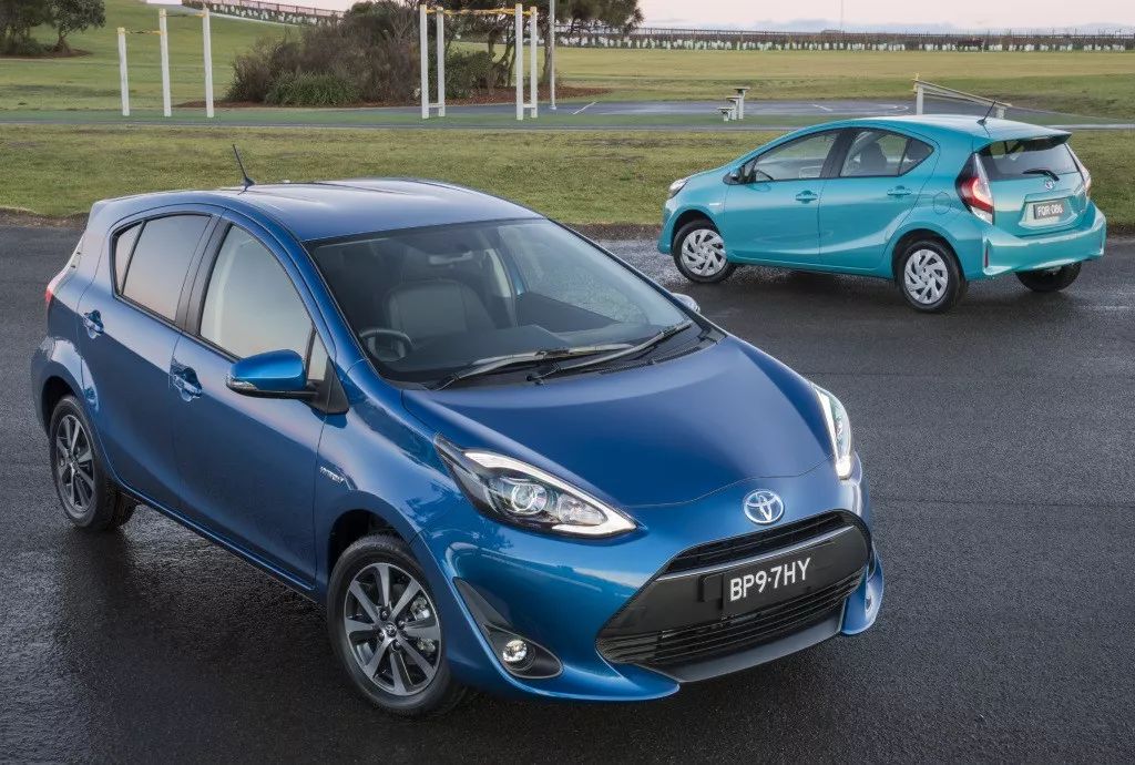 丰田大脚怪车 (便宜又好骑的复古车)