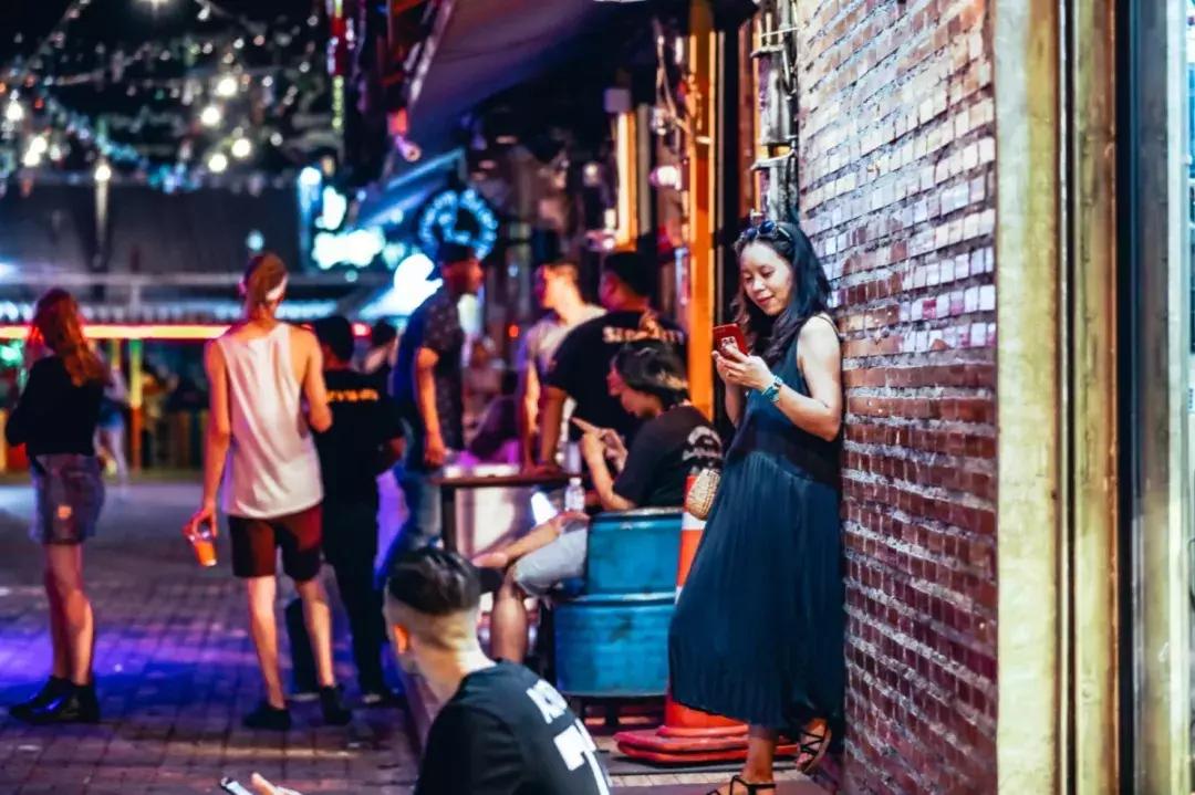 在清迈逛夜市感受泰国人慢生活,去清迈享受放下脚步的慢生活