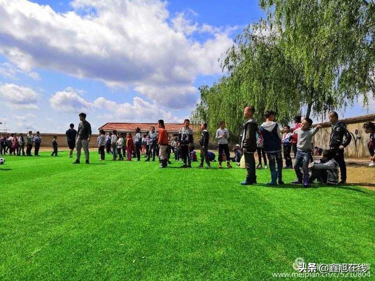 闫孟小学足球场,宁波诺丁汉大学闫孟小学
