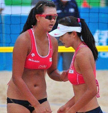 沙滩女排可以穿平角裤吗,沙滩排球为什么要穿泳装