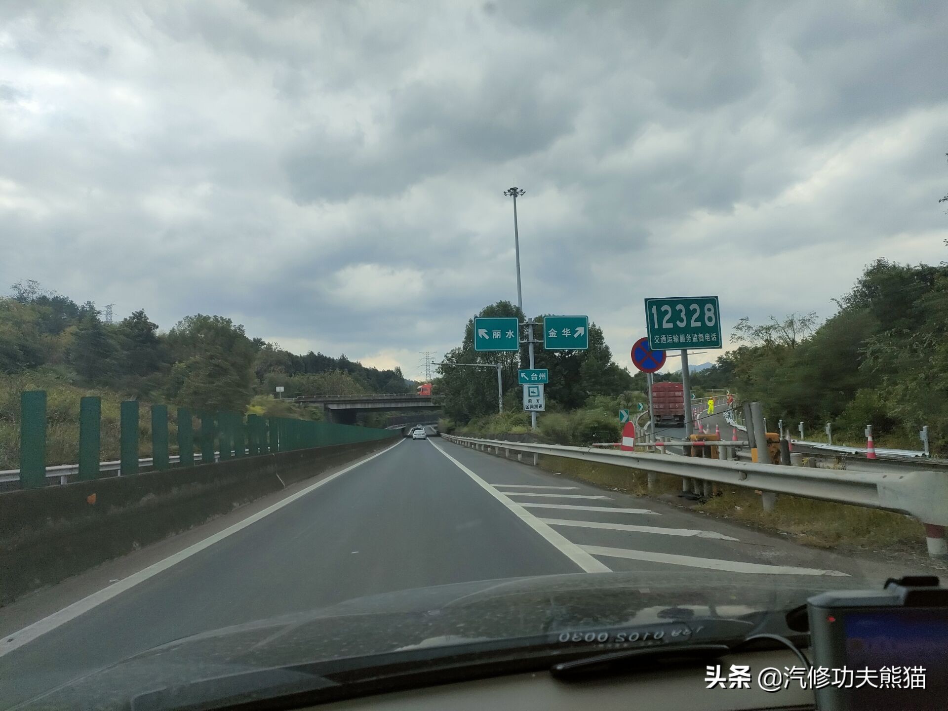 2004年奥迪a6经典版好吗,24年的奥迪a6最新款