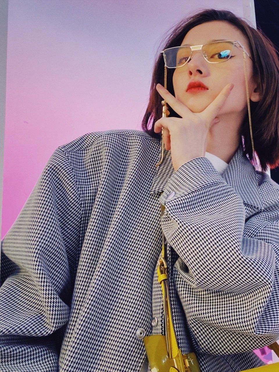 宋祖儿逐风飞翔里面的编发,宋祖儿同款蜈蚣辫编发教程短发