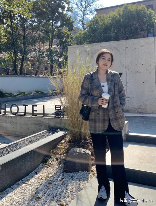 裤子过时不要扔改个潮流穿,不穿的牛仔裤先别扔