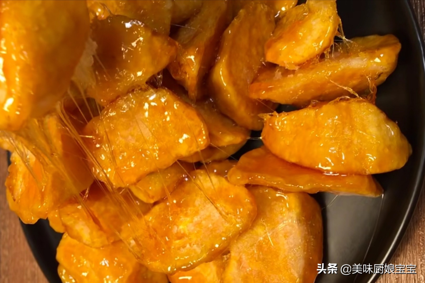 熬糖的时候加什么水,拔丝地瓜熬糖最正确的方法