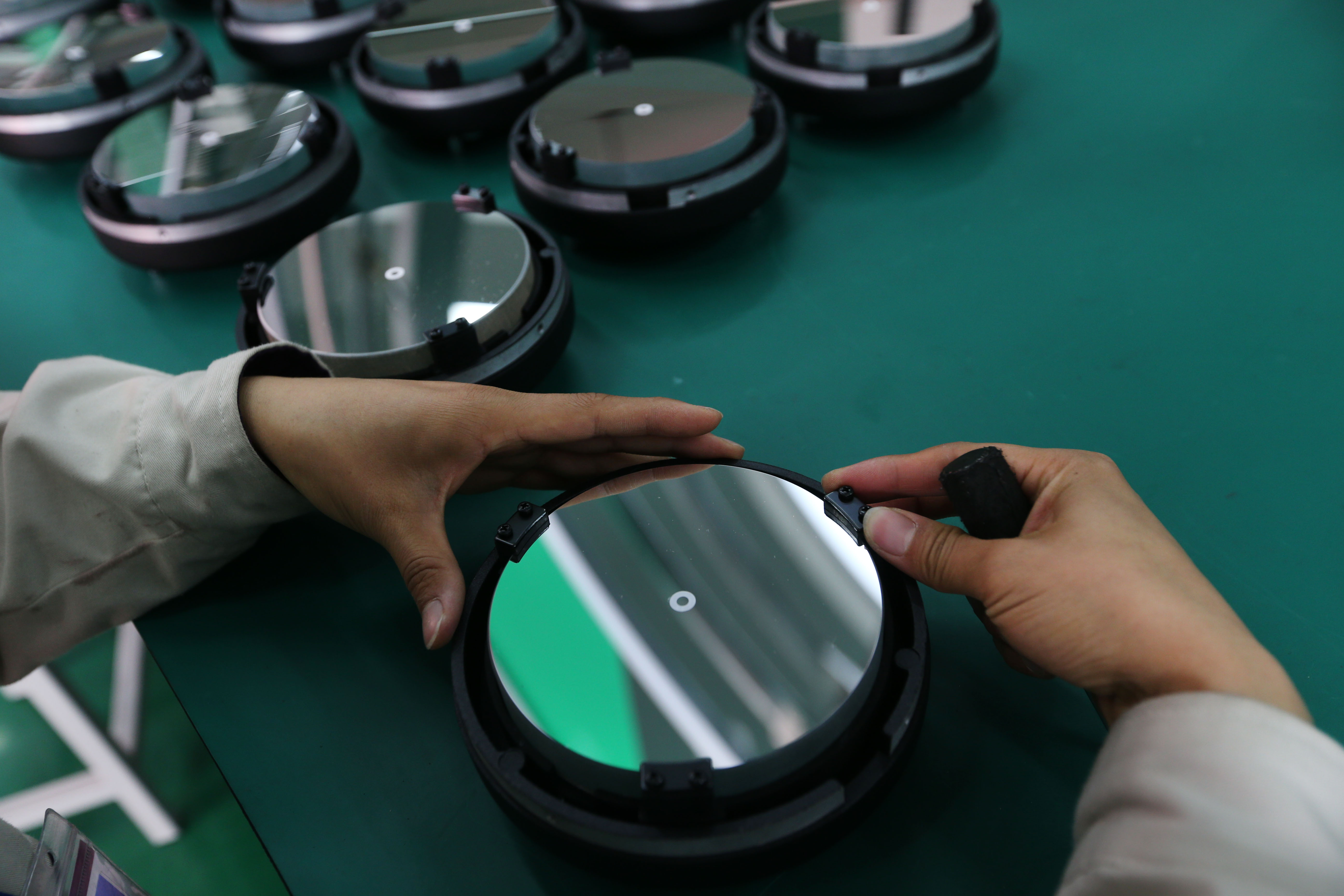 流浪地球吴京和他儿子帐篷镜头,流浪地球吴京和儿子最后一次见面