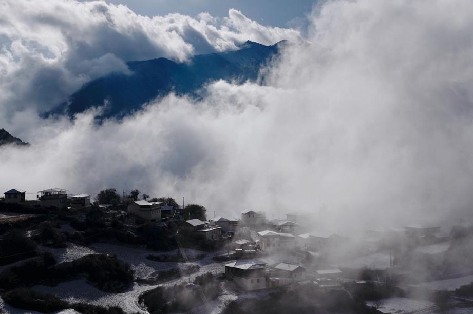 白玛多吉半山酒店,云南半山酒店的新标杆