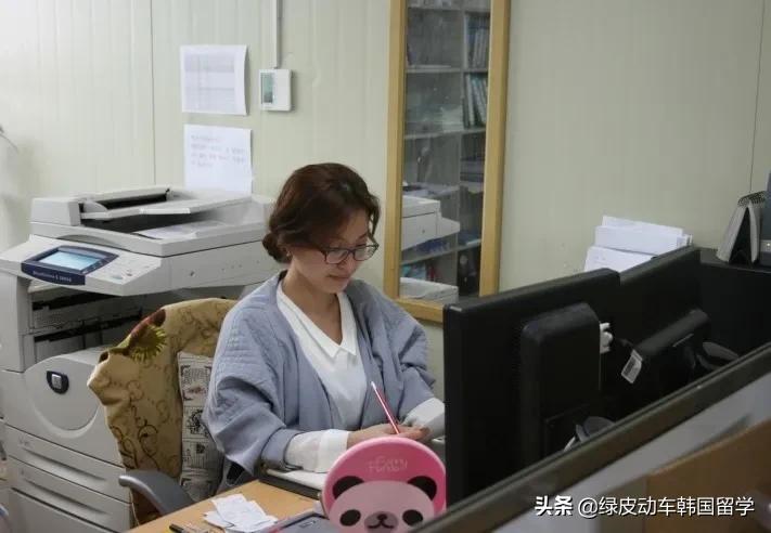 韩国留学大学生赚钱吗,在韩国留学做兼职一个月能挣多少