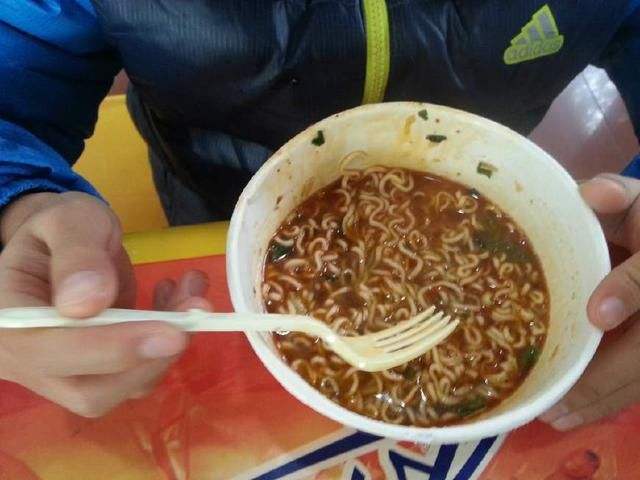 孕吐严重打营养液可以缓解孕吐吗,有孕吐可以吃醋来缓解孕吐吗