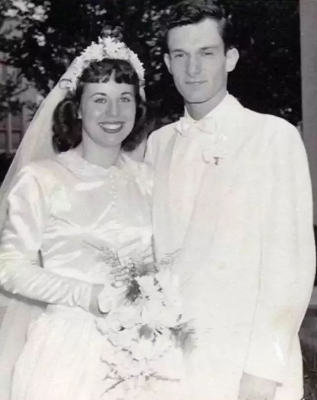 赫夫纳的财富,赫夫纳梦露