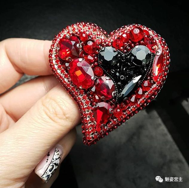 diy手串水晶饰品 (水晶串配饰大全)