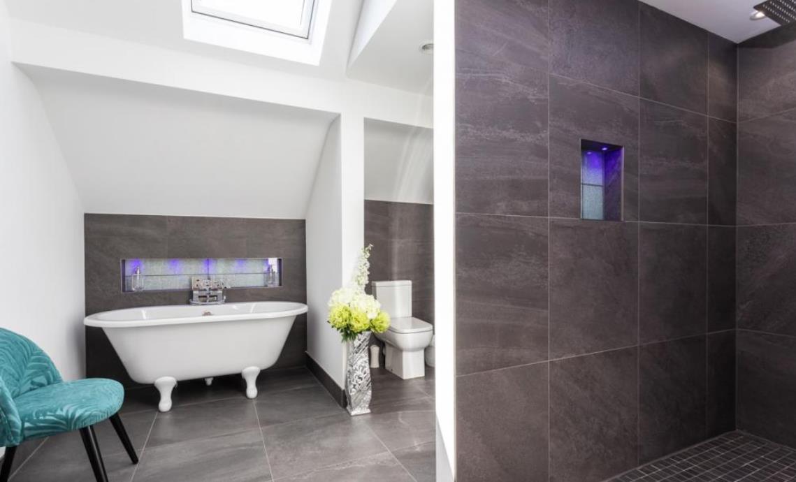 在英国100人民币能买到什么,100万英镑在英国能买什么房子