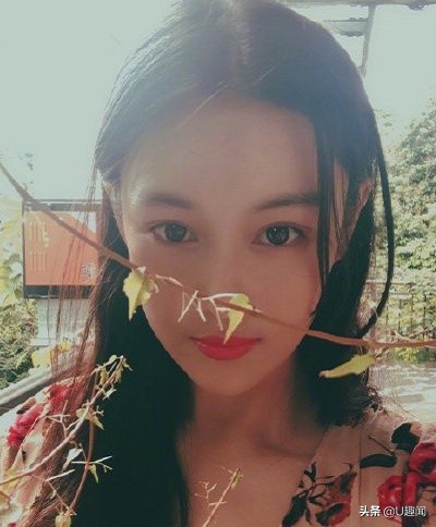 张馨予花几千块代购买鞋子,张馨予网购被骗