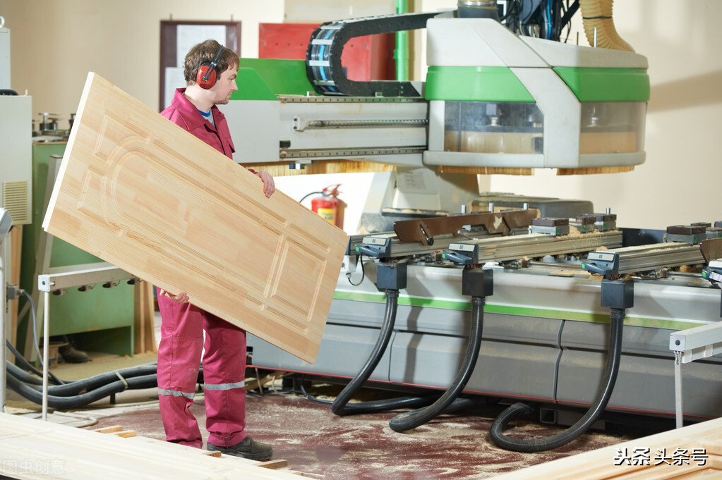 雕刻机切割气嘴,雕刻机介绍视频