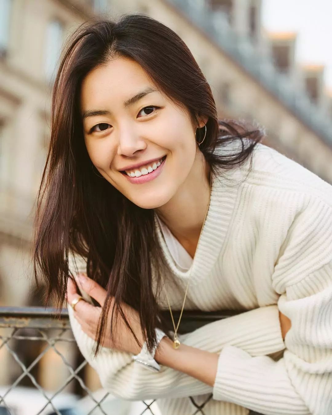 刘雯体重170斤,刘雯超瘦