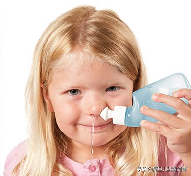 孩子洗鼻子用什么药水,洗鼻子正确方式