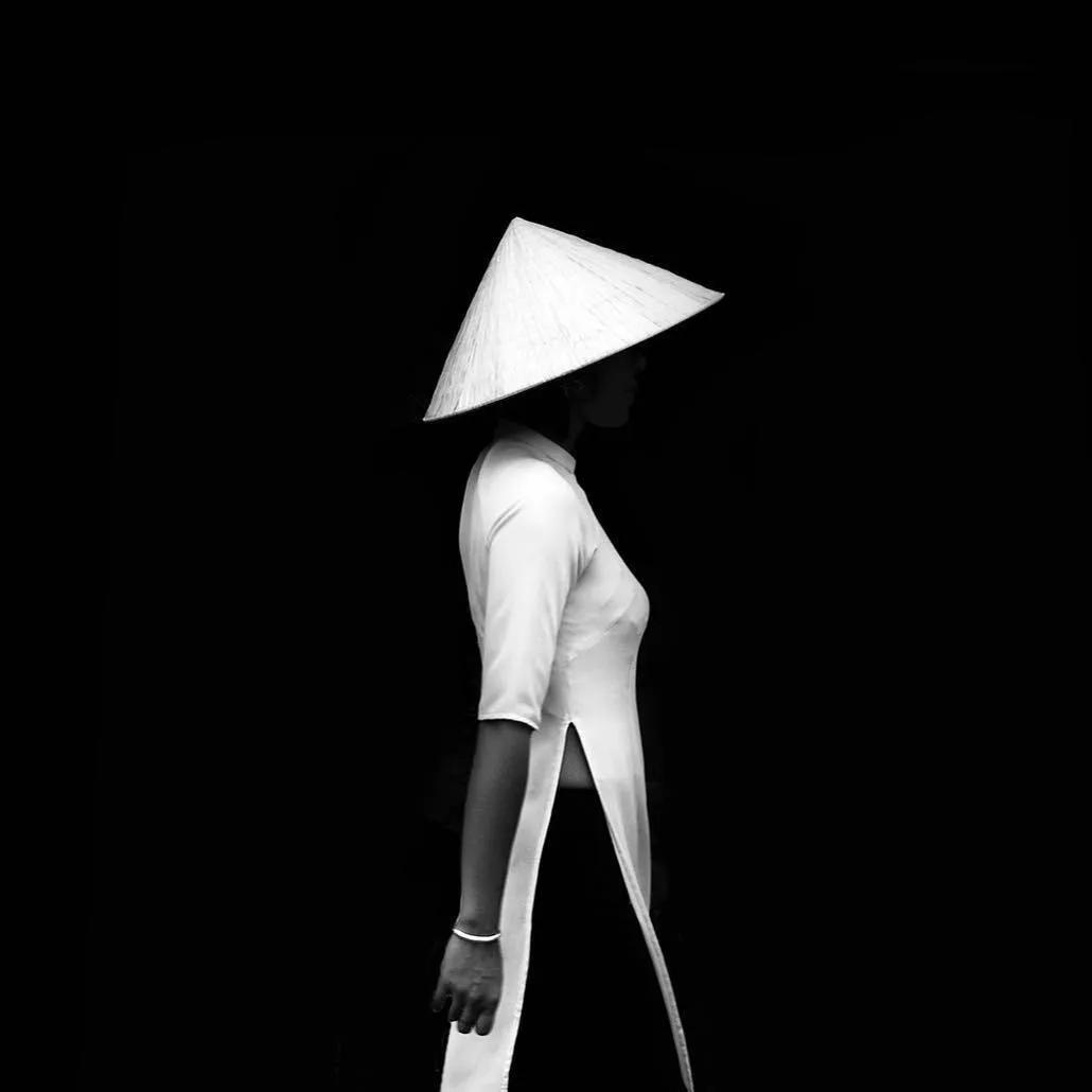 黑白大师摄影作品欣赏,一组经典人像摄影作品欣赏