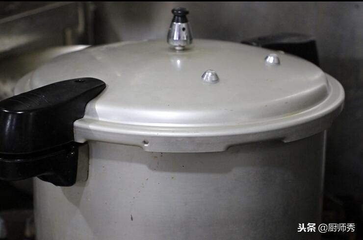 兔肉5种简单美味的做法,兔肉怎么做才好吃还好看