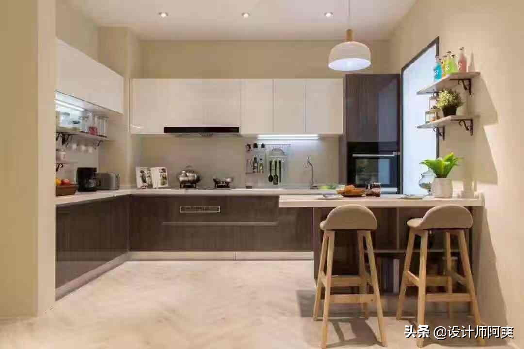 集成灶侧吸和顶吸油烟机哪个好,集成灶和侧吸油烟机