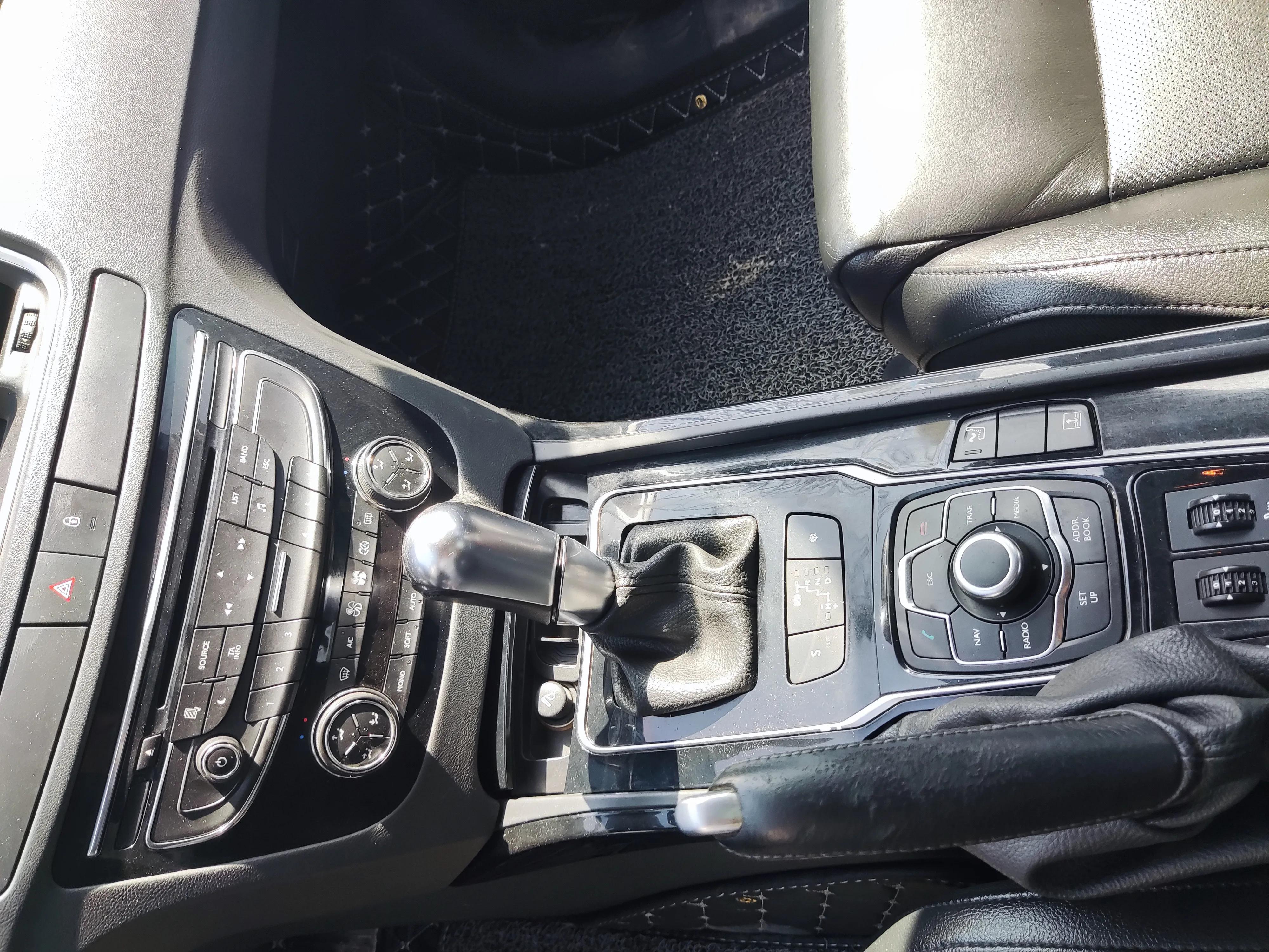 标志508开了16万多公里还值得买吗,标致5082013款6万值不值得入手