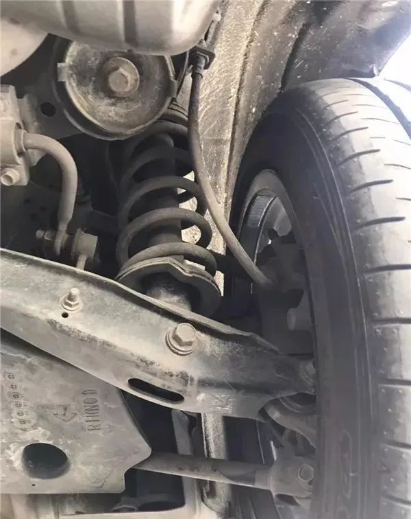 有哪些性能出众的豪车推荐,好车推荐10万雷克萨斯