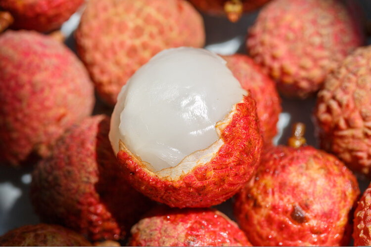 一天一斤荔枝，九月胎儿死于腹中，孕期到底什么该吃什么不该吃？