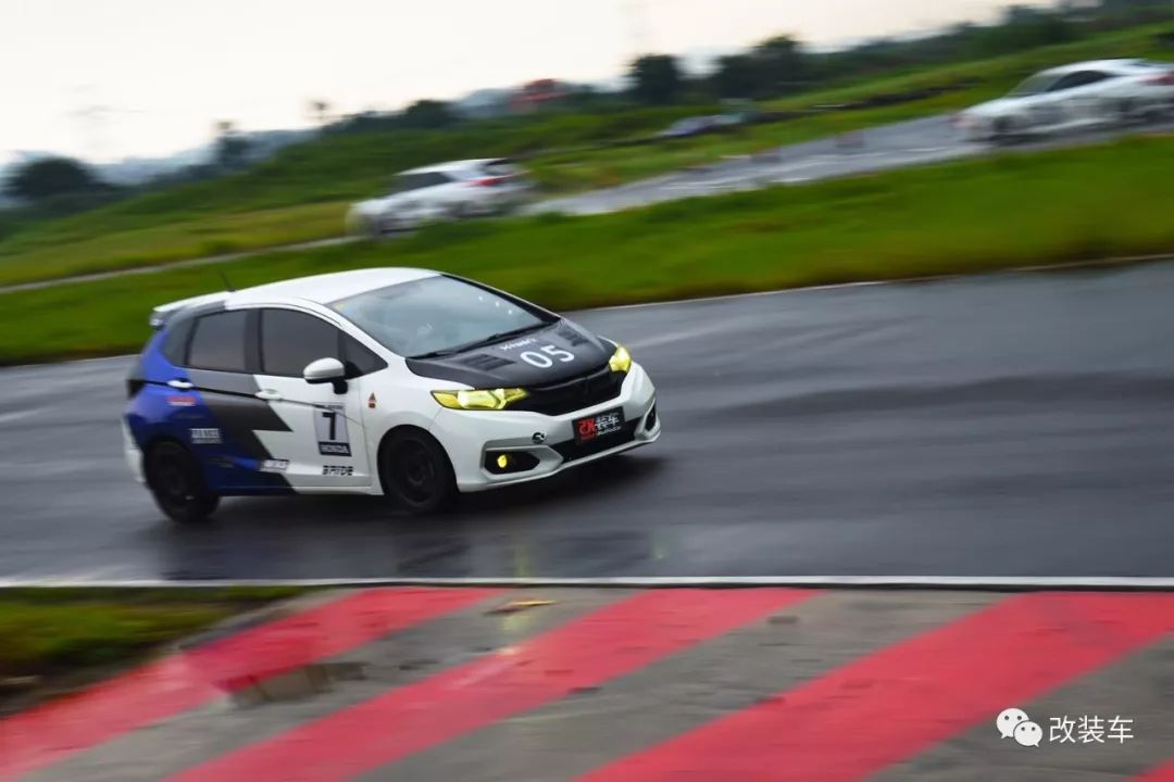 极品飞车gk5,极品飞车实车涂装