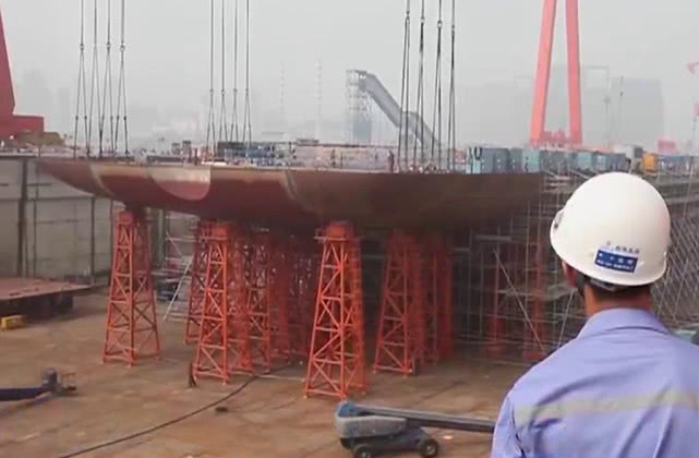 航母开工建造成型需要几年,航母生产线什么时候上舰