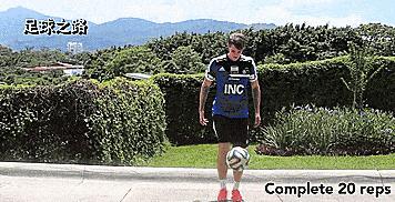 足球颠球教学视频入门,初学足球颠球技巧小学生