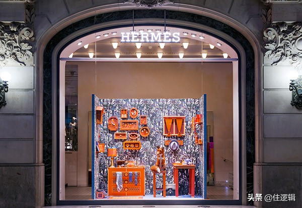 爱马仕橱窗工艺品摆件,爱马仕橱窗主题有哪些
