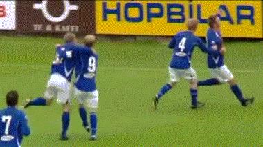 足坛搞笑瞬间加搞笑解说,足坛十大喜闻乐见搞笑瞬间