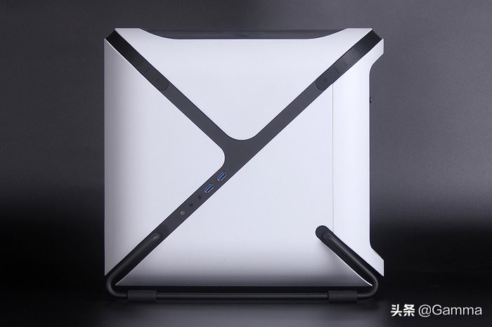 综合性能最好的itx机箱,安钛克itx机箱分体式水冷案例