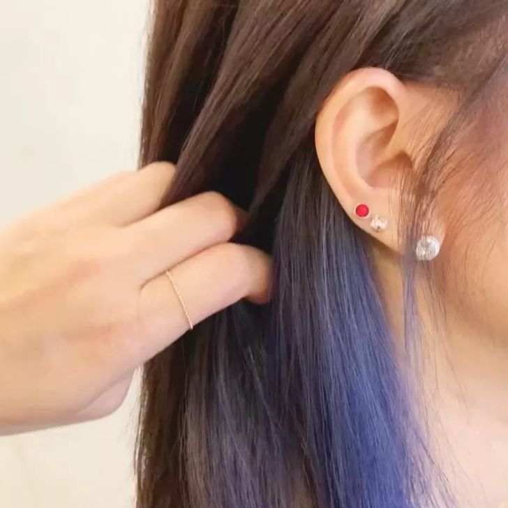 自己在家染挂耳染奶茶色教程,可以自己在家染的挂耳染推荐发色