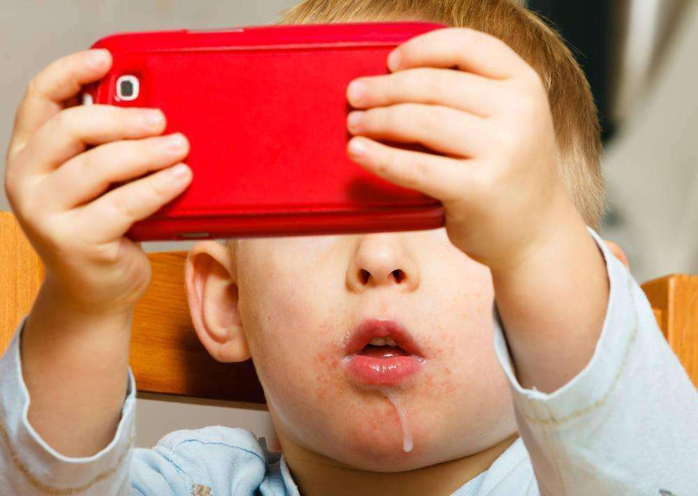 孩子特别不好带是什么原因,为啥总觉得自家孩子难带