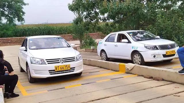 半坡起步定点总是熄火怎么办,半坡起步熄火怎么补救不超时